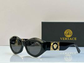 Picture of Versace Sunglasses _SKUfw55560370fw